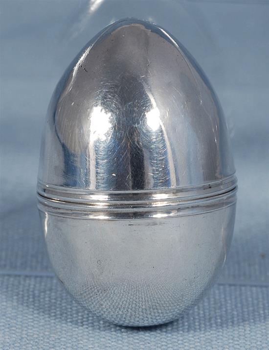 A George III silver nutmeg grater, by Samuel Massey, Length: 50mm.